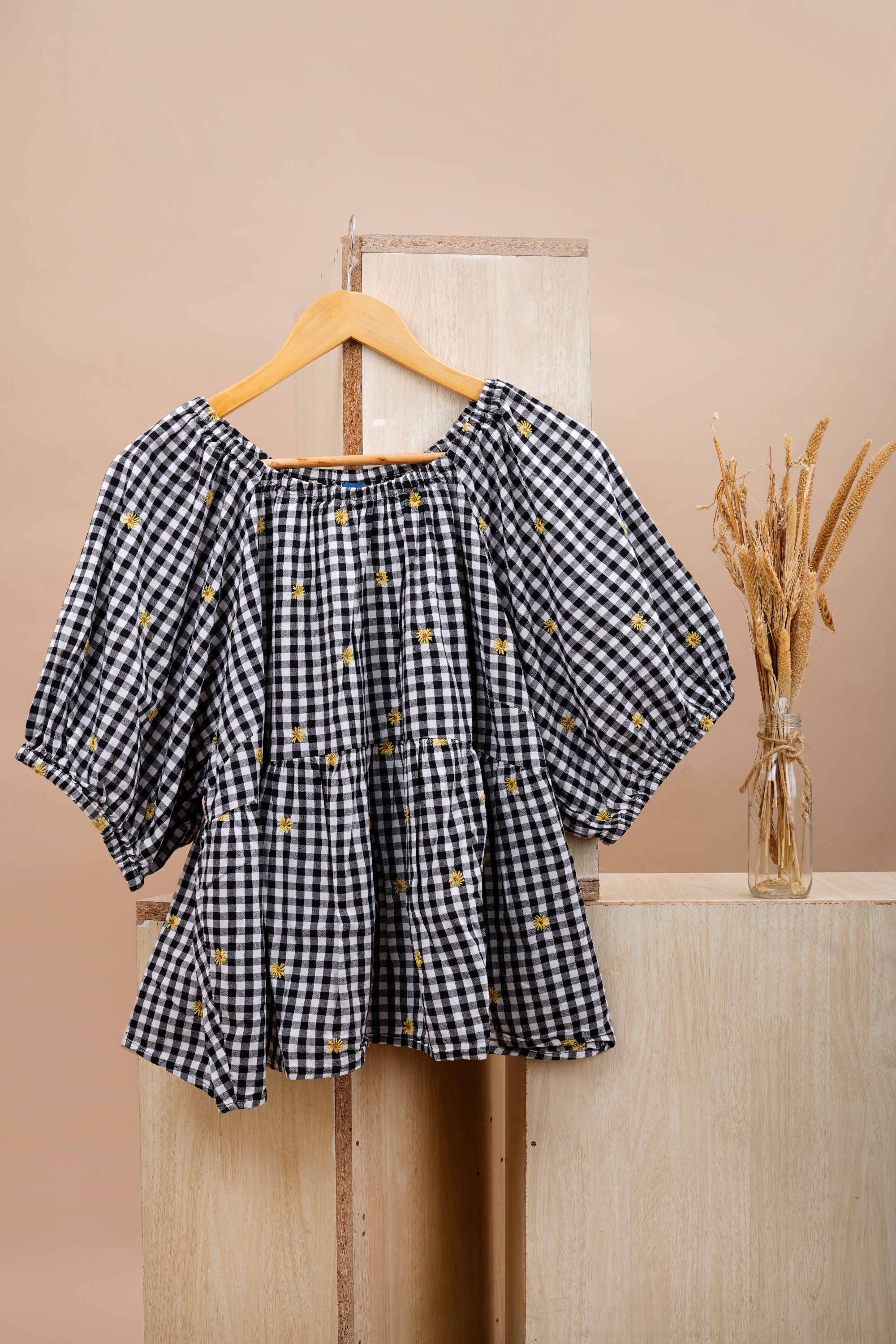 OLD NAVY Sunflower Embroidered Puff Sleeve Top(XXXL)