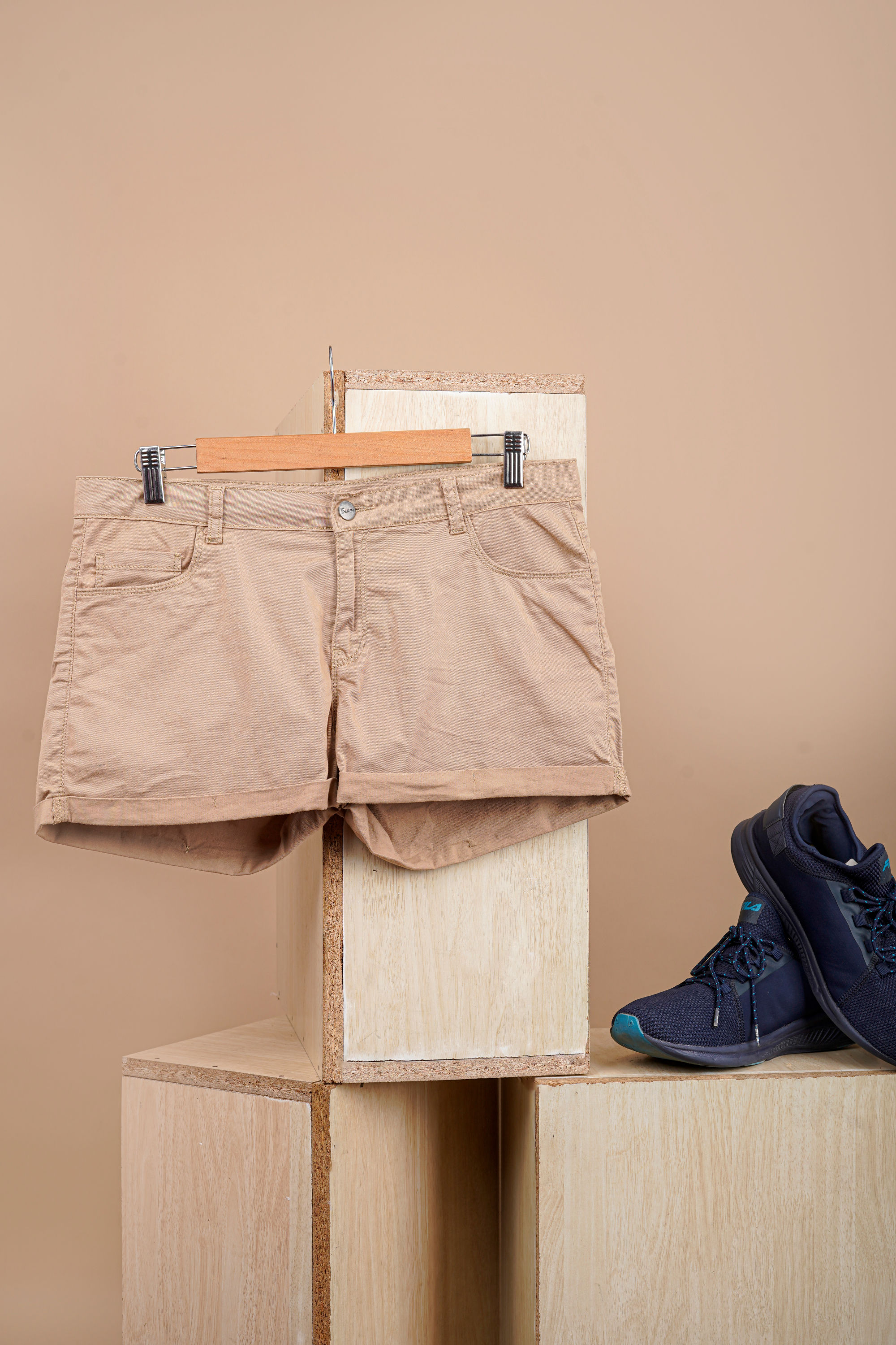 FREAKINS Oatmeal Cotton Blend Cuffed Shorts(L)