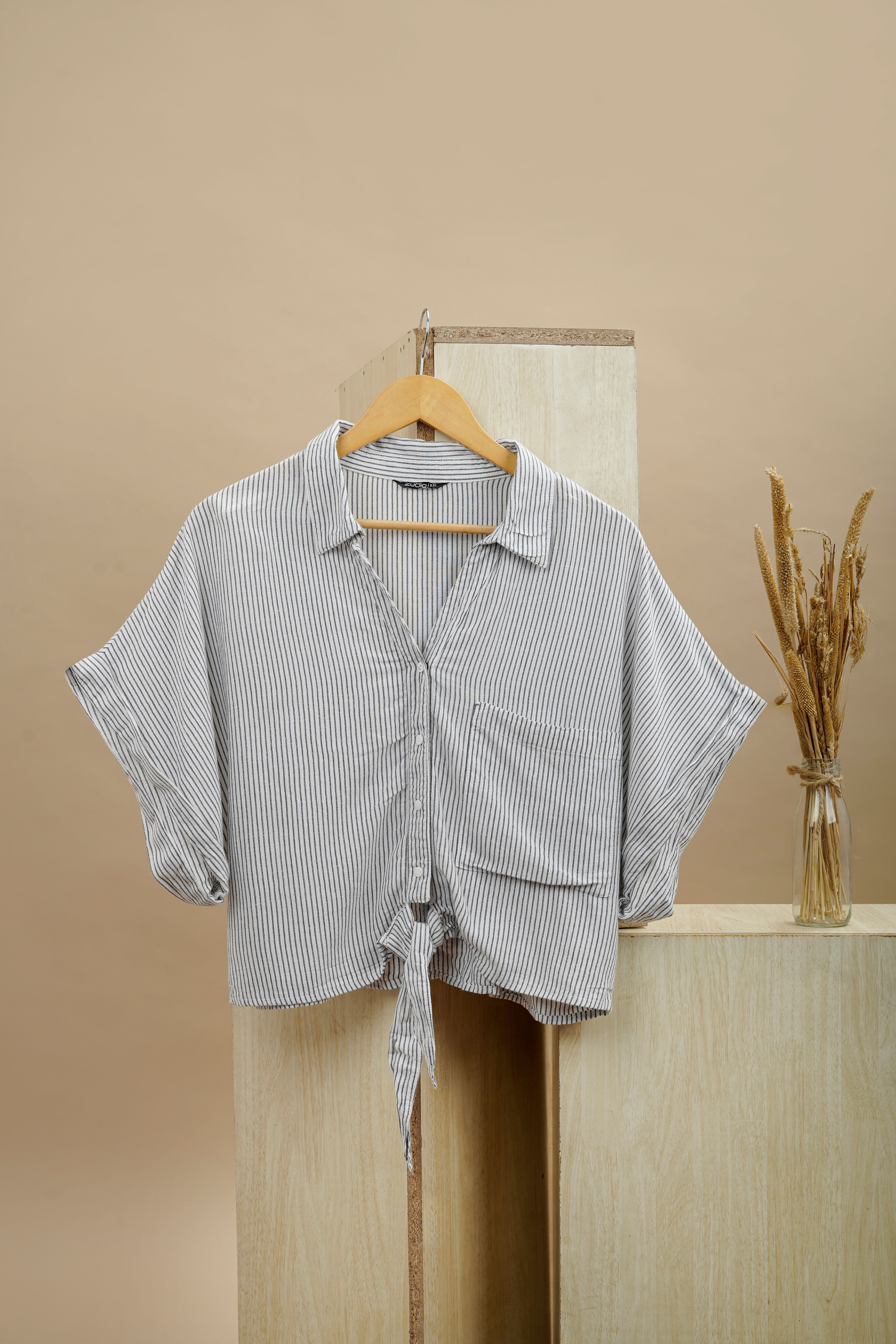 ZUDIO White & Grey Striped Cropped Top(XXXL)