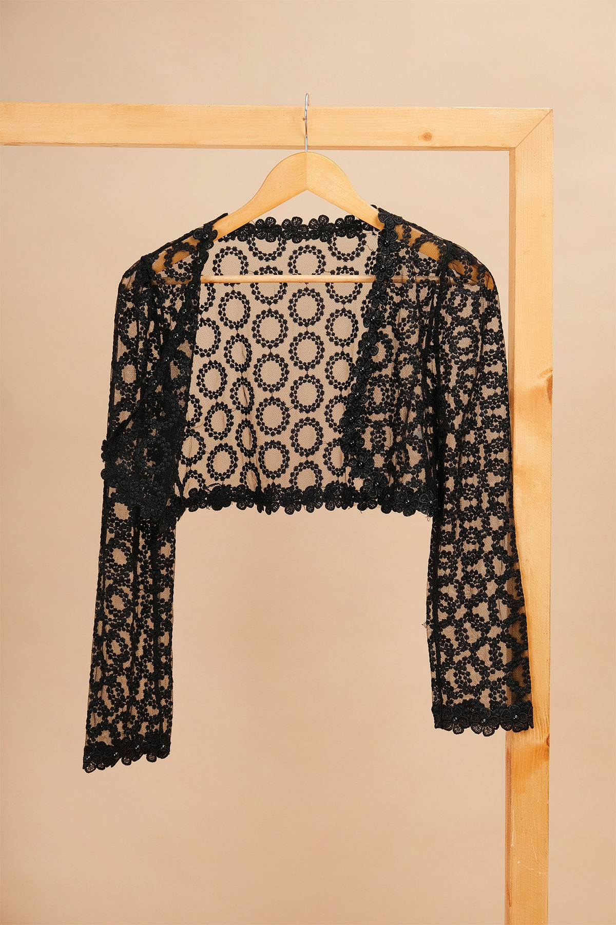 Black Embroidered Lace Cover-up(XS)
