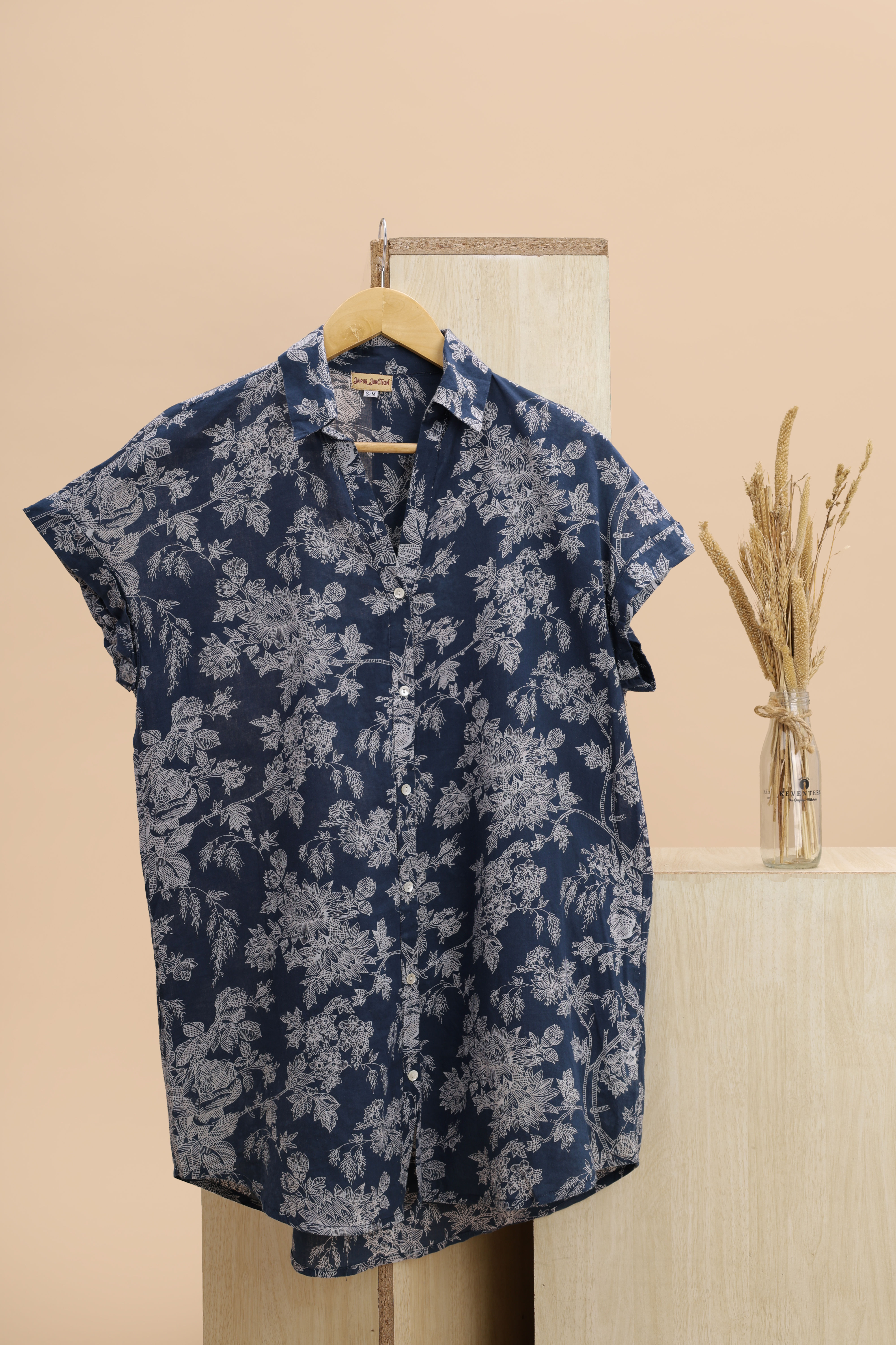 JAIPUR JUNCTION Prussian Blue & White Floral Thigh Length Blouse(XXL)