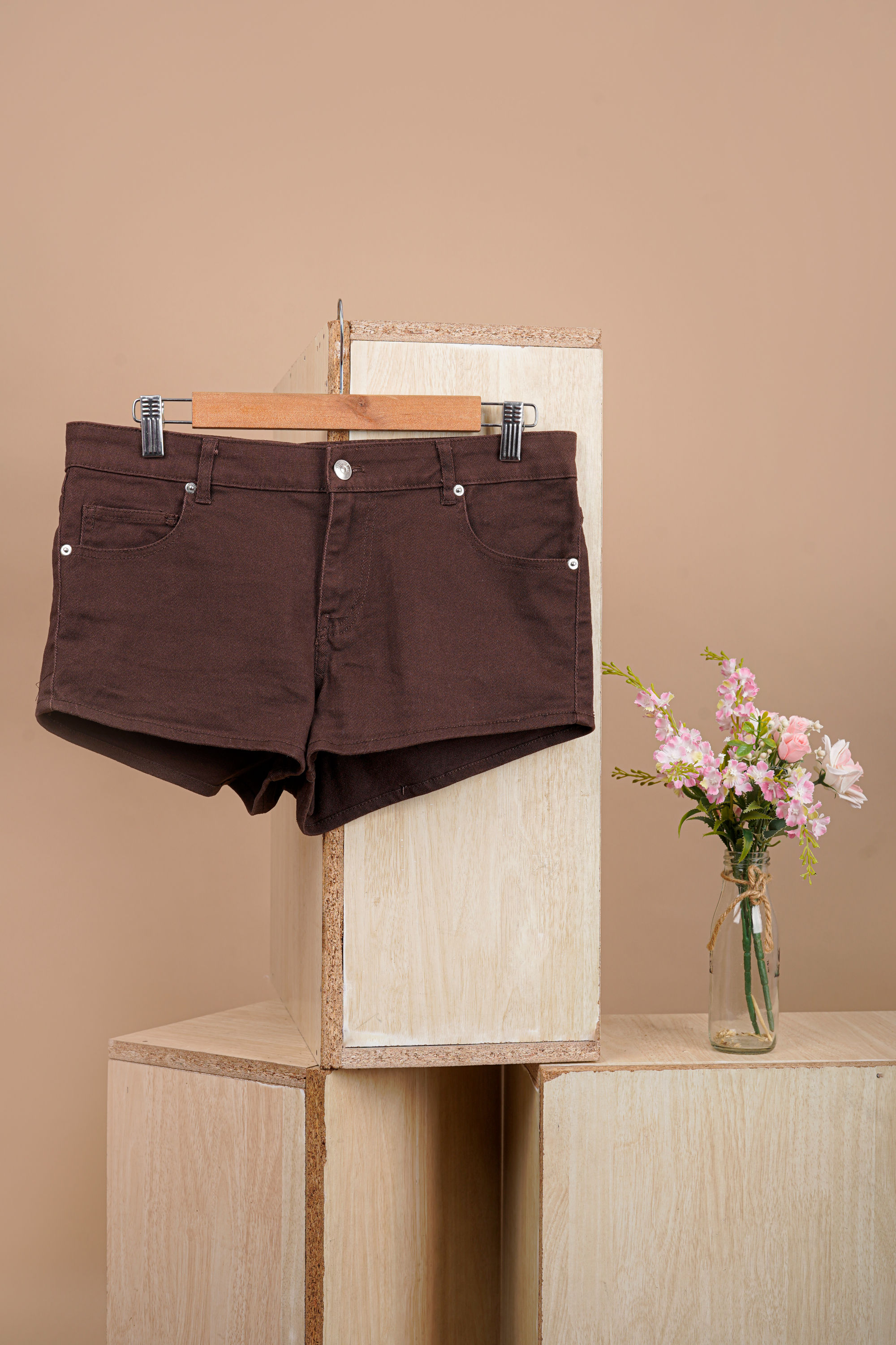 H&M Dark Brown Zip-Closure Denim Shorts(L)