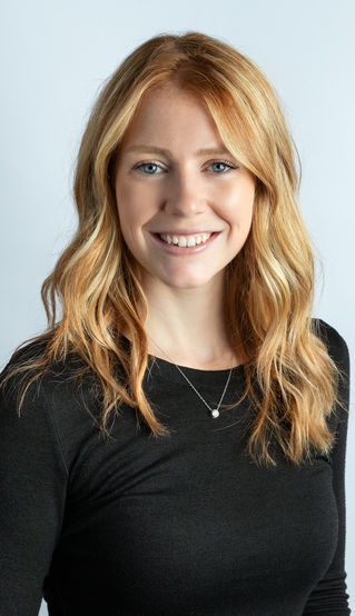 headshots lifestyle corporate portraits toronto vaughan photographer