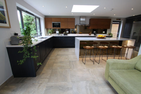 Northcote Crescent I, West Horsley, photo 3 of 12