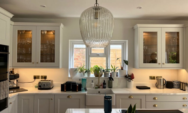 Lay-on door kitchen, School Lane, Fetcham