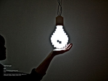 Marcus Tremonto.
light Artist.
hanging light