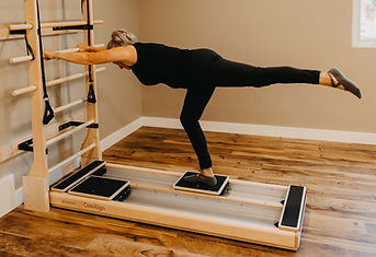 Single leg on CoreAlign (2).jpg