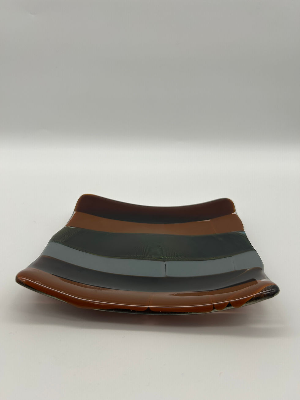 Thumbnail: Stacking Plates Two