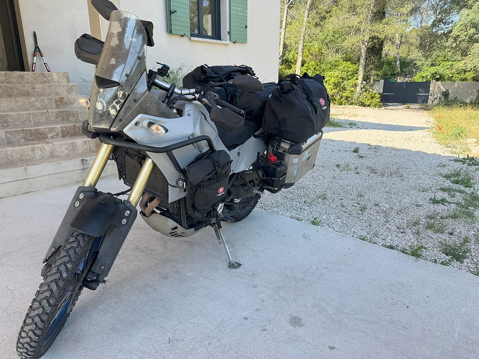 La moto de Sébastien pour ce voyage