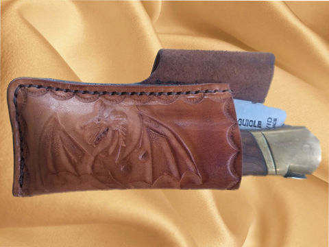 Etui couteau port horizontal repousse.jpg