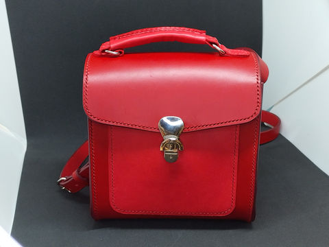Sac à main modèle cartable