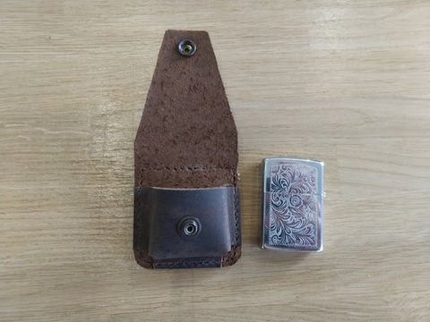 Pochette Briquet.jpg