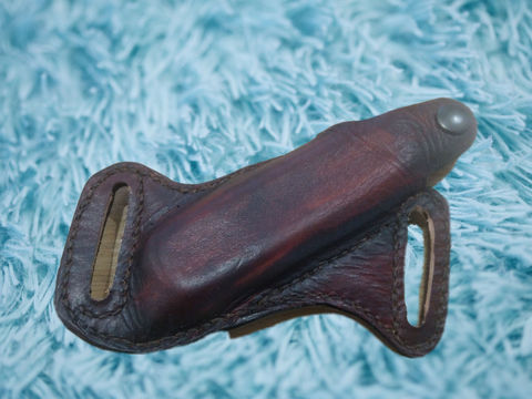 Etui couteau port incliné.jpg