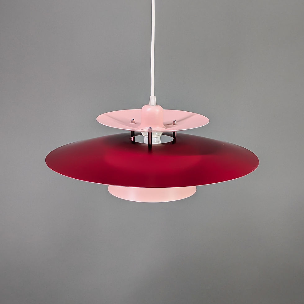 Thumbnail: Deense hanglamp in rood en roze – Vrolijk en eigentijds design voor een speelse sfeer in je interieur.