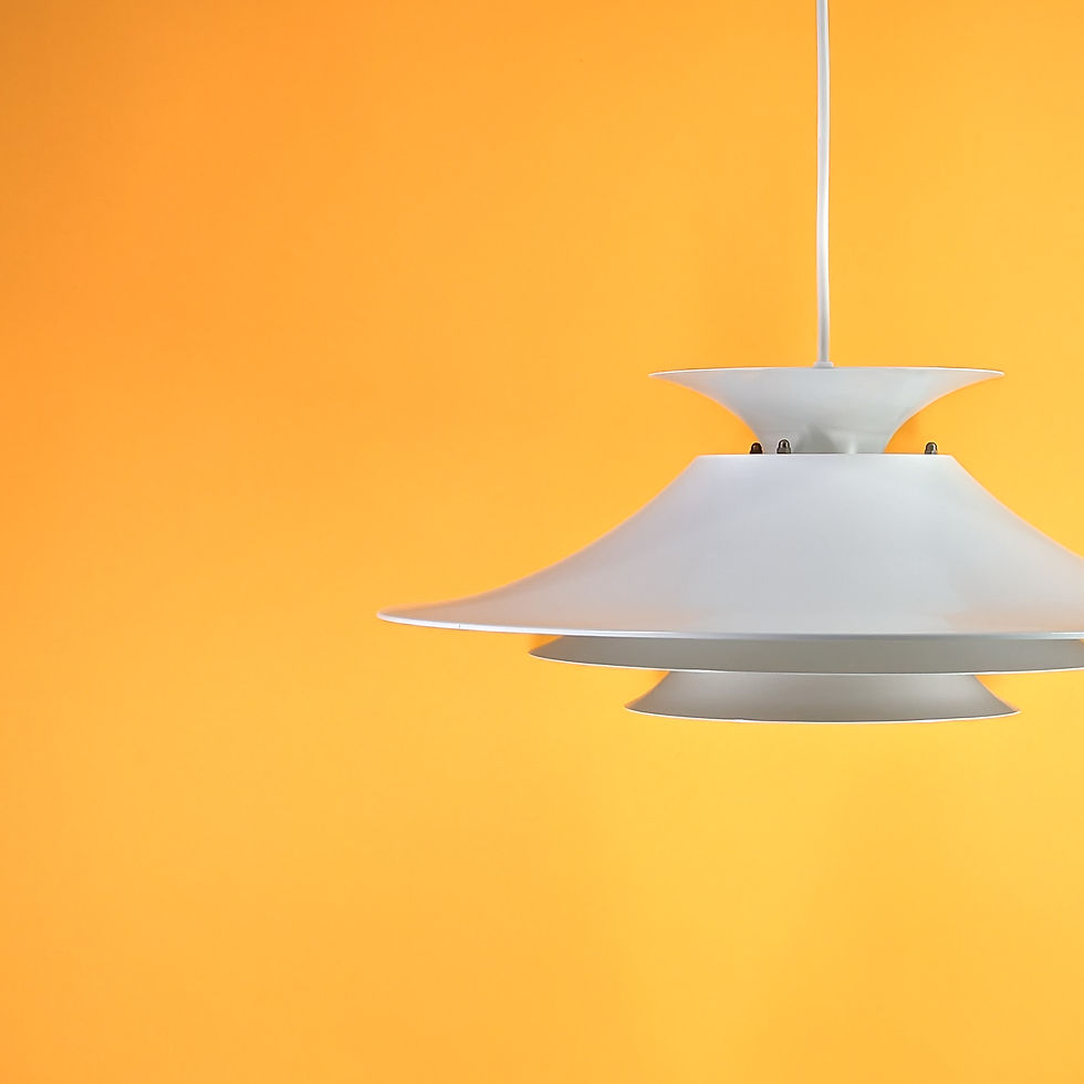 Thumbnail: Scandinavische hanglamp in wit - Frandsen Belysning - Lamp voor boven de eettafel
