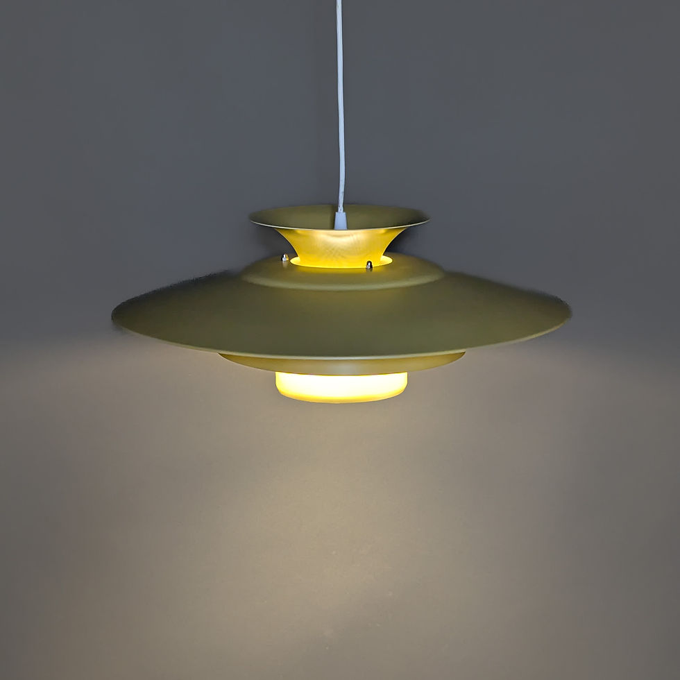 Thumbnail: Vintage retro hanglamp in mosterd kleur