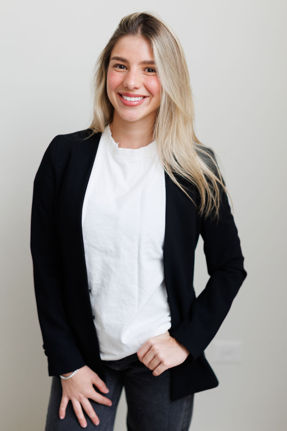 בר מנהלת קבלה