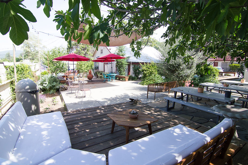 River Rock Inn Mariposa Garden Patio