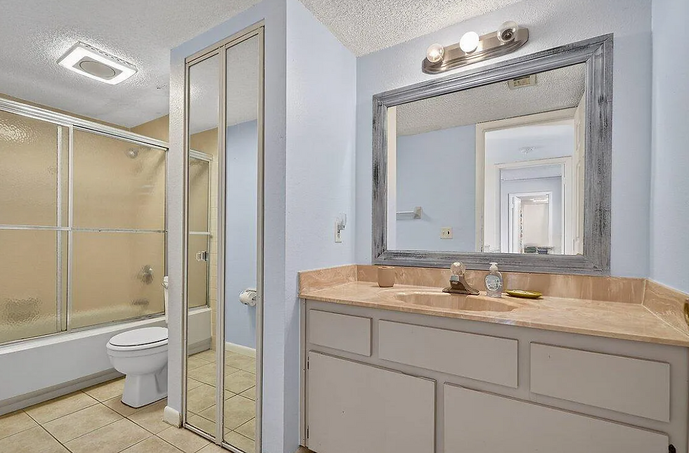 114B Guest Bathroom