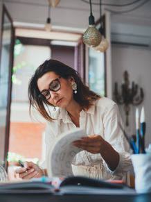 What Makes a Woman: Love or Money?