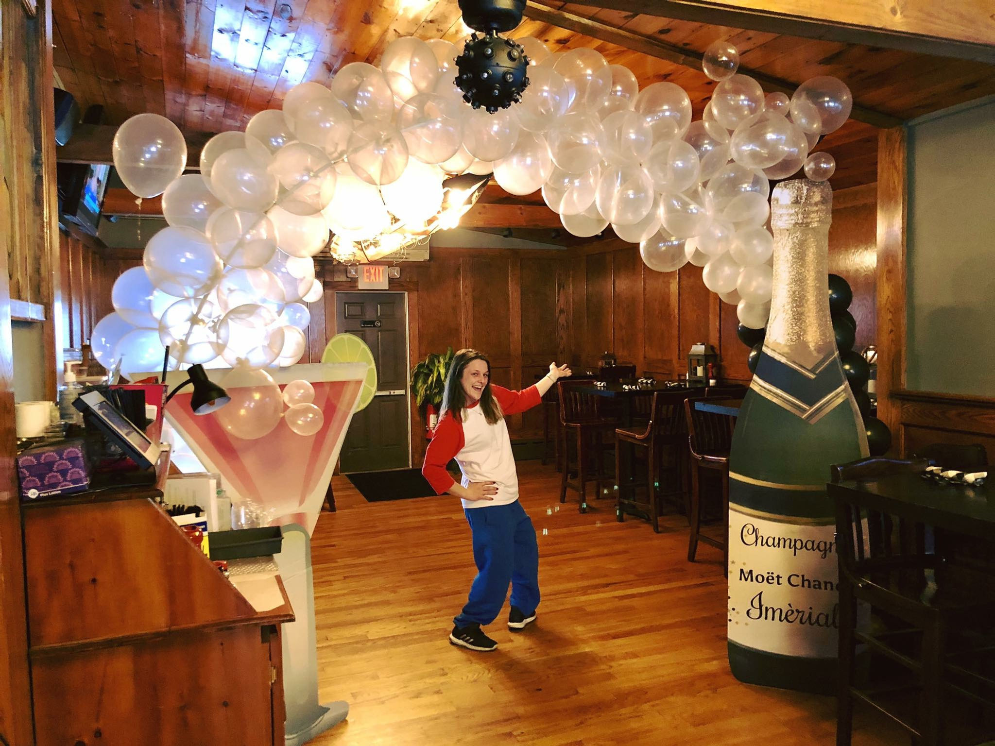 Lets Celebrate Bubbly champagne balloon arch