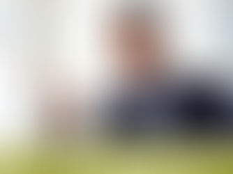 “因為我們淋過雨,所以特別願意為受苦的人打傘!”