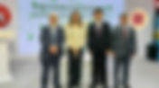 張建春和歐美出版機構有密切關聯,涉及兒童婦女出版事務。