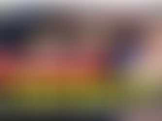 為什麼現在的顏色革命變成個人表演?這個視頻不可以是電腦製作的嗎?