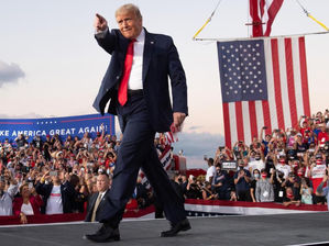 Yet more evidence Donald Trump is running a shadow presidency - CNN