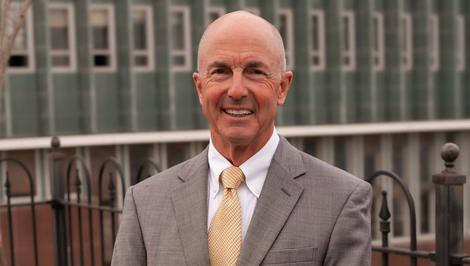 Roger Hart serves as Of Counsel to the firm, working primarily on matters related to the payments industry and other general business matters.