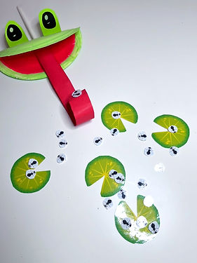 DIY frog for kids - a frog that can stick out its long, long tongue to catch lots of little flies