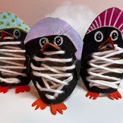 DIY- Make a penguin out of a toilet roll