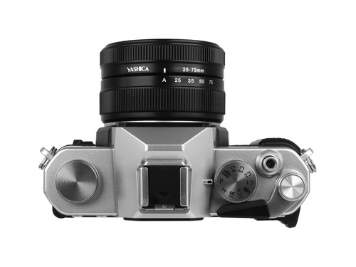 YASHICA FX-D 100 Digital Film Simulation Camera | YASHICA