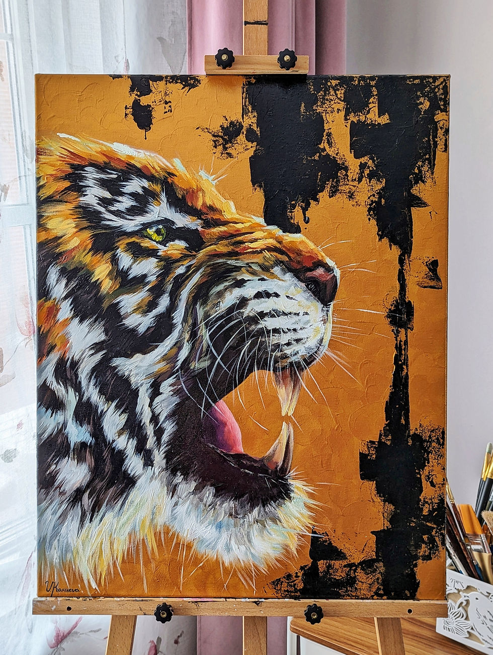 Roaring tiger acrylic painting on gold and black abstract background, bold brushstrokes and intense wildlife energy.