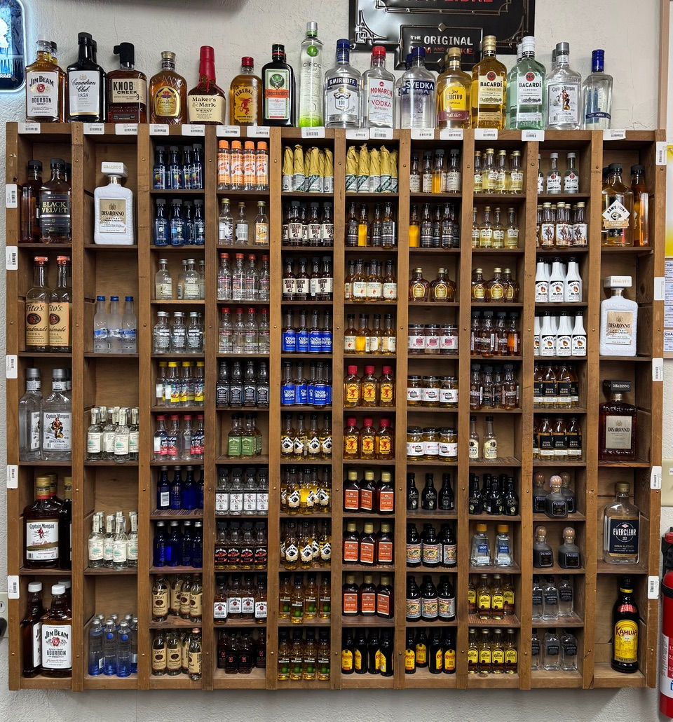 LIQUOR SIDE