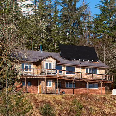 Exterior view of house, Waterfront Homestead for sale, Kupreanof Island Alaska