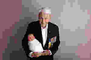 Newborn family photographer