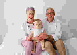 family studio photographer