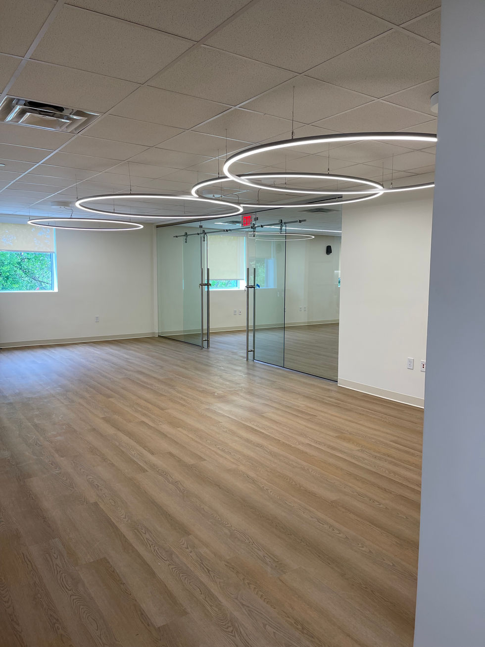 Final results of a full interior office painting project in Miramar.