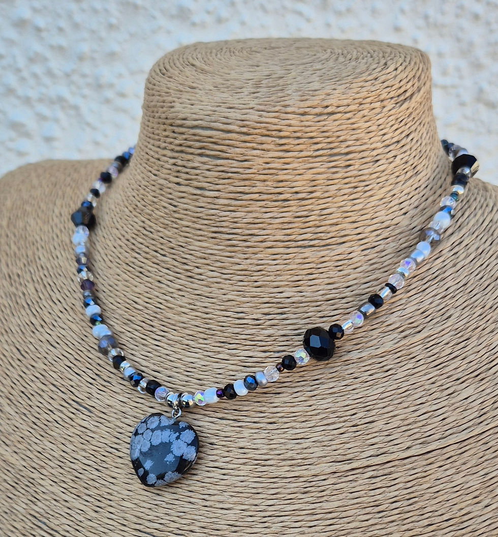 Thumbnail: Snowflake Obsidian heart Necklace Choker 