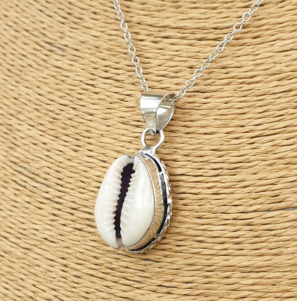 Thumbnail: Cowrie shell necklace 