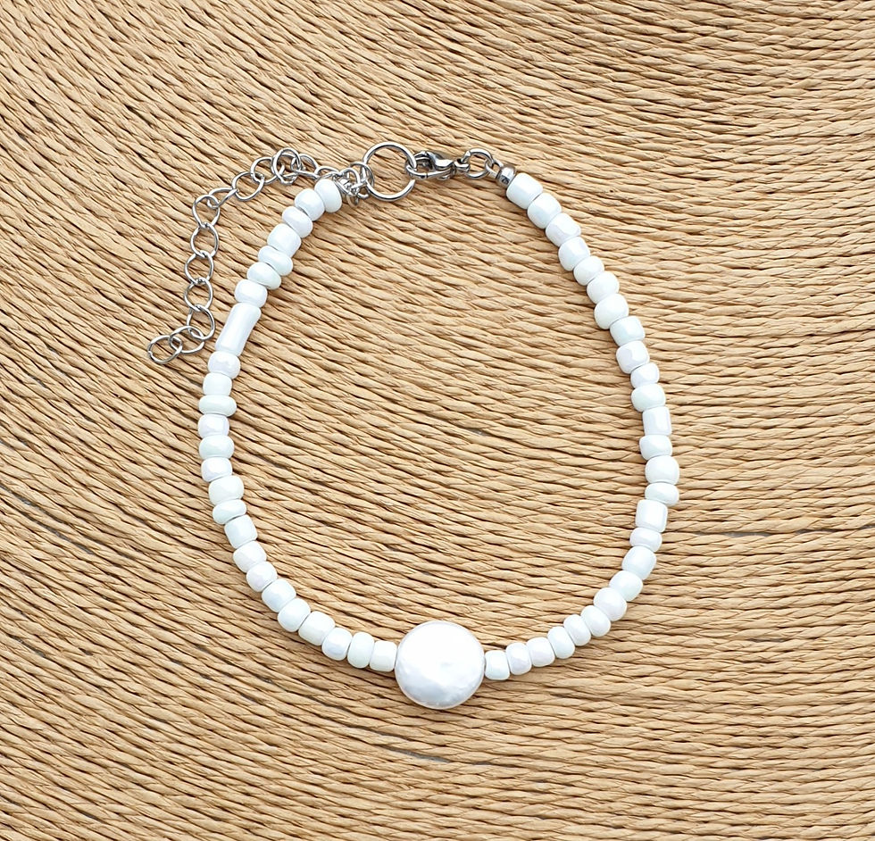 Thumbnail: Freshwater Pearl bracelet ~ SILVER 