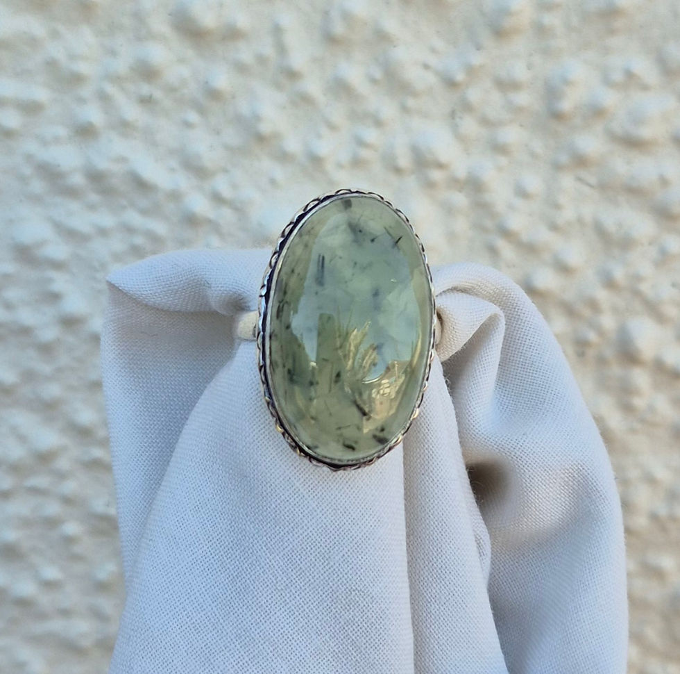 Thumbnail: Prehnite Ring size U