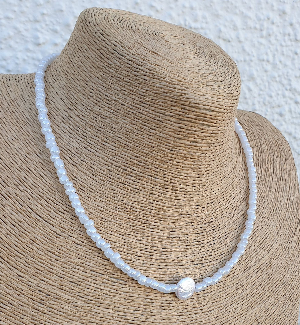 Thumbnail: Freshwater Pearl necklace 