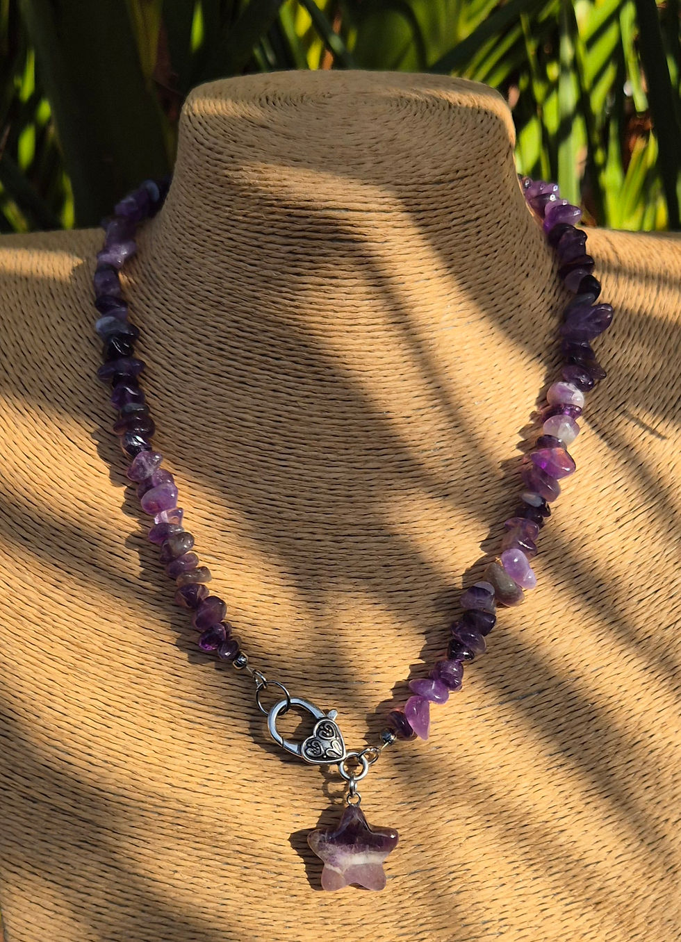 Thumbnail: Amethyst star Necklace 