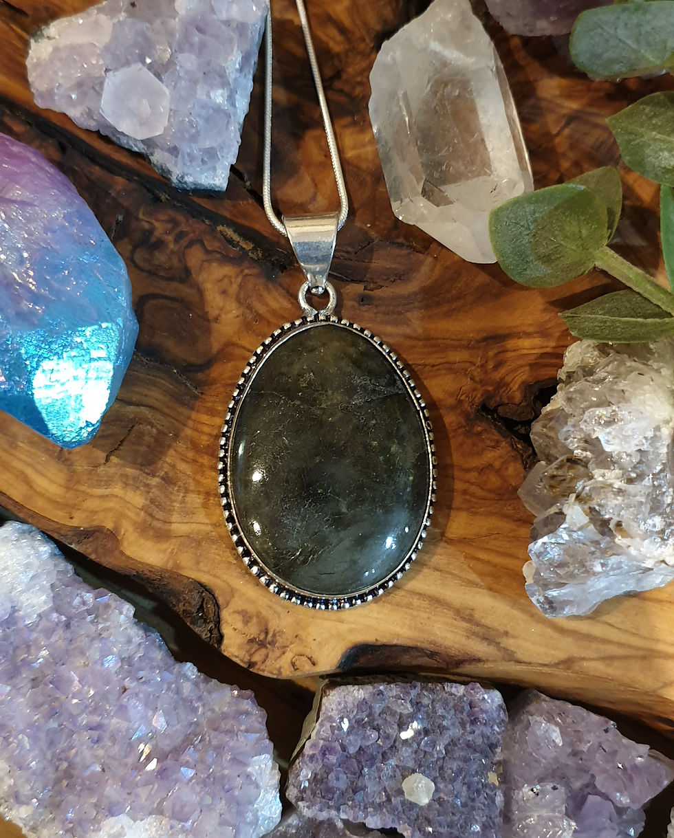 Thumbnail: Labradorite necklace 