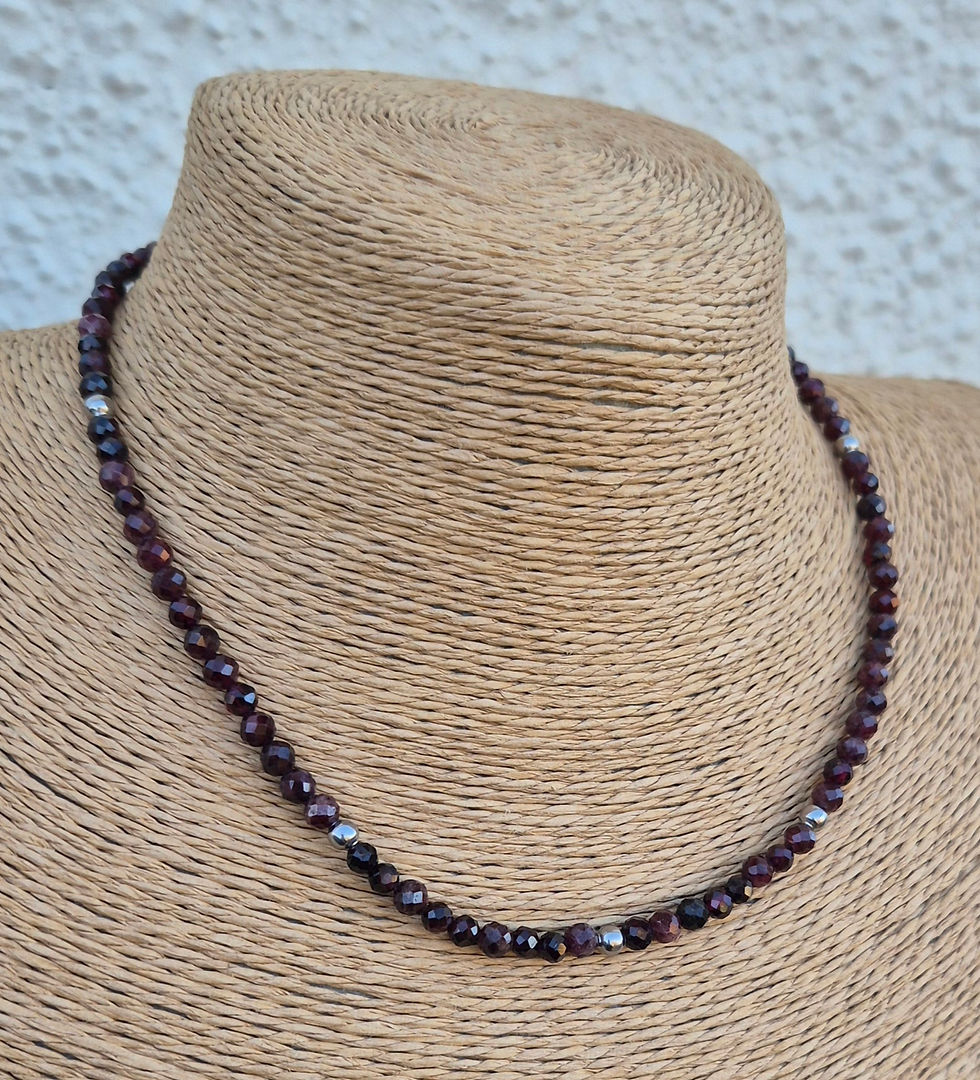 Thumbnail: Red Garnet Necklace 