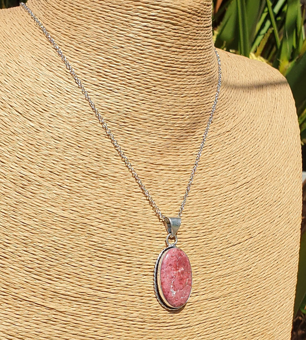 Thumbnail: Thulite necklace 