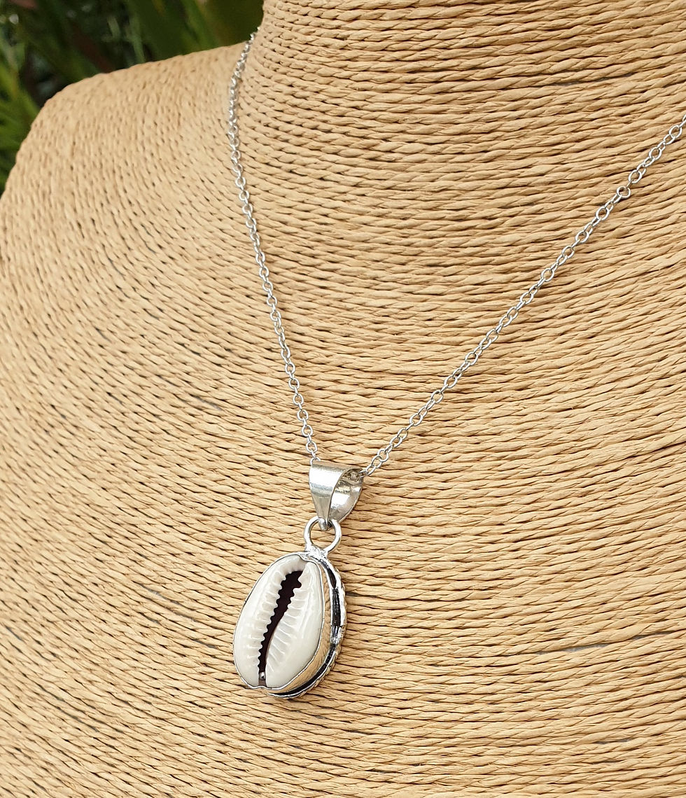 Thumbnail: Cowrie shell necklace 