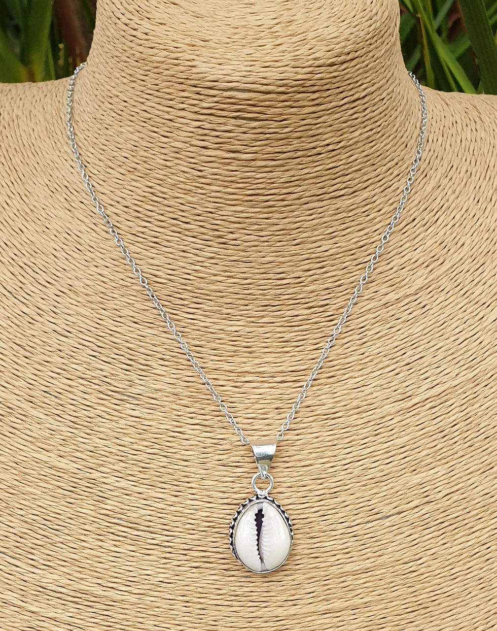 Thumbnail: Cowrie shell necklace 